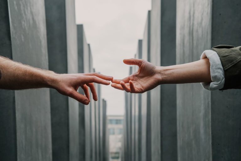 Lapsed Donor Reactivation: 8 Ways to Reconnect